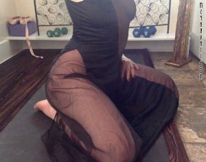 Oksana live escorts in Del City and tantra massage